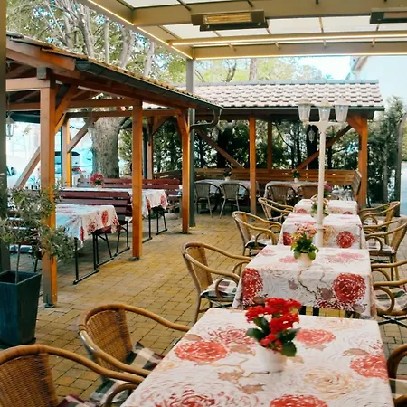 Engel Hotel Mullheim (Baden-Wurttemberg)