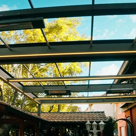 Hotel Engel 3*