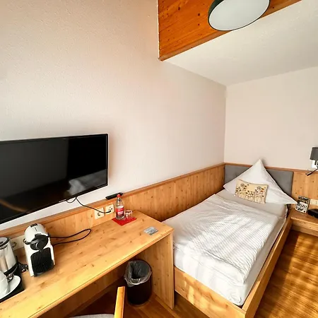 Hotel Engel 3*