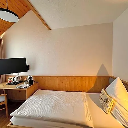 Hotel Engel Mullheim (Baden-Wurttemberg)