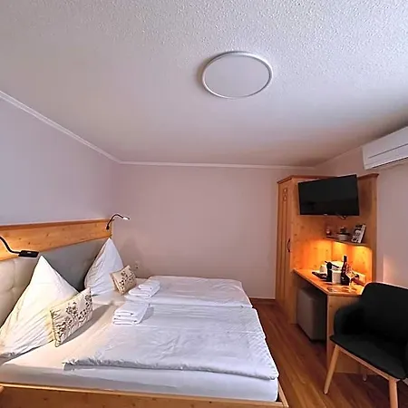 Engel 3*